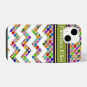 Coque Pour iPhone 14 Cœurs de couleur monogrammés & chevron (Verso Horizontal)