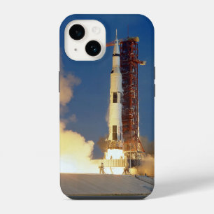 Coque Pour iPhone 14 La Terre tremble sous la poussée colossale de Satu