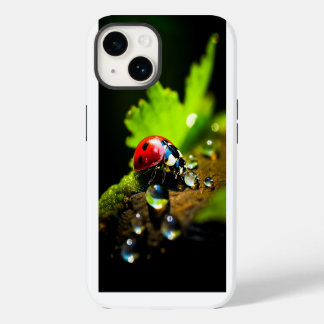 Coque Pour iPhone 14 Lucky Ladybird Beetle sur la feuille