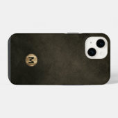 Coque Pour iPhone 14 Monogramme d'or brossé noir moderne (Verso Horizontal)