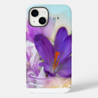 Photo d'un joli crocus de printemps violet