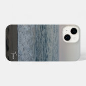 Coque Pour iPhone 14 plage calme avant avec nom personnalisé typographi (Verso Horizontal)
