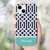 Coque Pour iPhone 14 Trellis de monogramme Navy et Aqua