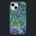 Coque Pour iPhone 15 Irises | Vincent Van Gogh<br><div class="desc">Irises (1889) de l'artiste post-impressionniste néerlandais Vincent Van Gogh. La peinture paysagère originale est une huile sur toile montrant un jardin de fleurs d'iris en fleurs. Utilisez les outils de conception pour ajouter du texte personnalisé ou personnaliser l'image.</div>