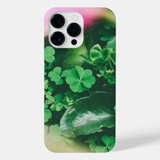 Coque Pour Pour iPhone 14 Pro Max Charme de fermeture à quatre feuilles (Verso)