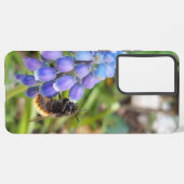 Coque Samsung Galaxy Abeille sur Muscari Armeniacum, Grape Hyacinth (Côté gauche)