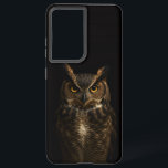 Coque Samsung Galaxy Black 4 Luxe Galaxy S21 Plus, Boule d'oeil doré<br><div class="desc">Ajoutez une touche de raffinement mystérieux à votre technologie quotidienne grâce à notre Coque Black 4 Luxe Galaxy S21 Plus doté d'une chouette dorée. Conçue avec une attention minutieuse aux détails, cette oeuvre captivante met en valeur le regard perçant de la chouette et les détails complexes de la plume, ses...</div>