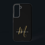 Coque Samsung Galaxy Élégant Noir Moderne Script Monogramme<br><div class="desc">Élégant Noir Noir Script Monogramme Téléphone Boîtier. Un élégant monogramme en or combiné à une police blanche de san-serif,  donne un aspect contemporain.</div>