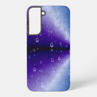 Gouttes de pluie sur arc-en-ciel violet
