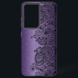 Coque Samsung Galaxy Métallurgique Violet Avec Dentelle De Paisley Noir<br><div class="desc">Image d'un arrière - plan métallique violet avec un accent cachemire floral noir.</div>