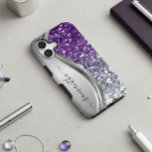 Coque Samsung Galaxy Monogramme manuscrit paillettes violettes argentée<br><div class="desc">La conception est une photo et les étuis ne sont pas fabriqués avec des paillettes, des sequins, des métaux ou des bois réels. Cette conception est également disponible pour d'autres modèles de téléphones. Choisissez le type d'appareil pour voir d'autres étuis pour iPhone, Samsung Galaxy ou Google. Certains styles peuvent être...</div>