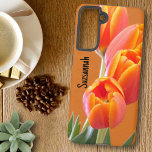 Coque Samsung Galaxy Nom personnalisé Vibrant Orange Tulip Fleurs Photo<br><div class="desc">L'accent est mis sur cette photo florale à gros plan de tulipes orange à bordure jaune vif. Remplissez le champ modèle avec un nom, des initiales, supprimez le texte ou modifiez à l'aide de l'outil de conception pour sélectionner un style, une taille et une couleur de police que vous souhaitez....</div>