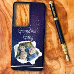 Coque Samsung Galaxy Trou de perforation de papier photo personnalisé T<br><div class="desc">Ce design modèle comprend une photo d'espace réservé des garçons qui se jettent à travers un trou de papier perforé que VOUS REMPLACEZ avec votre photo préférée de membres de la famille ou d'un(des) animal(s) de compagnie(s). Une photo carré ou une photo horizontale avec des sujets au centre fonctionnera mieux....</div>