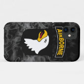 Coques Case-Mate iPhone 101st Fumée "d'Eagles criard" de Division (Dos (Horizontal))