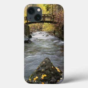 iPhone 13 Coque A River Running Through American Fork Canyon