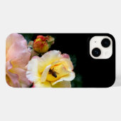 Coques Case-Mate iPhone Abeille sur roses rose jaune Fleurs (Verso (horizontal))