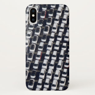 Case-Mate iPhone Case Aérien au-dessus du lot de voitures
