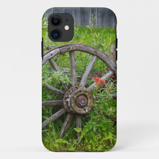 Coques Case-Mate iPhone Ancienne roue de chariot dans l'ancienne ville aur (Dos)