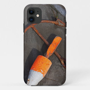 Case-Mate iPhone Case Ancre et balise rouillées sur une plage
