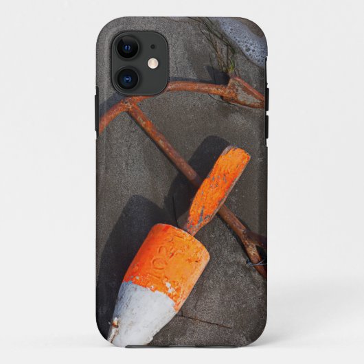 Coques Case-Mate iPhone Ancre et balise rouillées sur une plage (Dos)