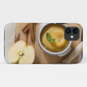 Coques Case-Mate iPhone Applesauce à la cannelle dans un bol en grès (Dos (Horizontal))