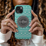 Coque Pour iPhone 15 Aqua et Charcoal Aztec Chevron Monogramme personna<br><div class="desc">Élégant étui de téléphone personnalisé personnalisé avec votre monogramme initial,  nom ou autre texte personnalisé sur un motif arrière - plan tendance mignon. Cliquez sur Customiser pour ajouter votre propre texte et vos photos et créer un design unique d'un coque gentil!</div>