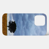 Coques Case-Mate iPhone Arbre dans un champ vide (Verso (horizontal))