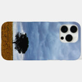 Coques Case-Mate iPhone Arbre dans un champ vide (Verso (horizontal))