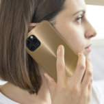 Coque iPhone 15 Pro Arrière - plan or Faux métal brillant simple<br><div class="desc">Simple brillant métal faux or arrière - plan en acier inoxydable</div>