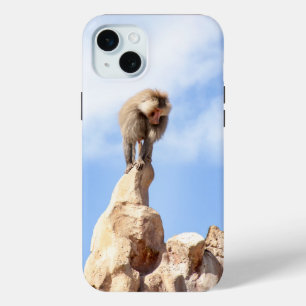 Coque iPhone 15 Mini Babouin singe au sommet d'une montagne