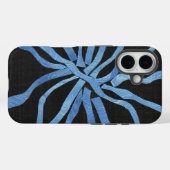 Coques Case-Mate iPhone Bandes bleues entrelacées sur fond noir (Verso (horizontal))