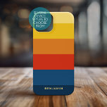 Coque Pour iPhone 14 Bandes de coucher de soleil rétroactives avec nom<br><div class="desc">Rugby Stripes - Un motif preppy avec des rayures audacieuses et un nom. Si votre art doit encore être ajusté,  cliquez sur le bouton Personnaliser. Cela vous mènera à un espace design où vous pouvez déplacer les choses et même changer de couleurs !</div>