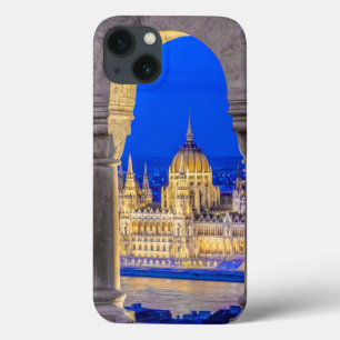 iPhone 13 Case Bâtiment du Parlement hongrois au crépuscule
