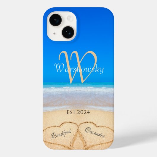 Coques Case-Mate iPhone Beach Couple Hearts in Sand Famille Monogramme Coq (Verso)