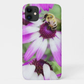 Coques Case-Mate iPhone Bee on Daisy Flower Garden Téléphone (Dos)