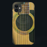 Case-Mate iPhone Case Cadeau pour musicien guitariste<br><div class="desc">Cette oeuvre de guitare vintage est adaptée aux joueurs de guitare qui aiment jouer de la guitare. elle peut être offerte en cadeau à un petit ami, une petite amie, ou un papa pour un anniversaire, une fête des pères ou une Saint-Valentin. Le design rétro propose un cadeau vintage cool...</div>