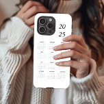 Coque iPhone 15 Pro Calendrier Pastel Mint 2025 personnalisé<br><div class="desc">Gardez votre programme 2025 à portée de main avec ce boîtier téléphonique de calendrier pastel personnalisé. Conçu dans une esthétique minimaliste, l'arrière - plan à la menthe pastel douce offre un look rafraîchissant et élégant, tandis que le calendrier fonctionnel de l'année vous aide à rester organisé en déplacement. Conçu pour...</div>