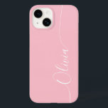 Coque Pour iPhone 14 Calligraphie élégante rose blanc Nom du script<br><div class="desc">Pink White Elegant Calligraphy Script Personnalisé Nom iPhone 14 Smart Phone Boîtes dispose d'un design moderne et tendance simple et élégant avec votre nom personnalisé dans élégante calligraphie manuscrite typographie de script sur un arrière - plan rose doux. Conçu par ©Evco Studio www.zazzle.com/store/evcostudio</div>