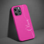 Coque Pour iPhone 14 Calligraphie élégante rose blanc Nom du script<br><div class="desc">Pink White Elegant Calligraphy Script Personnalisé Nom iPhone 14 Smart Phone Boîtes dispose d'un design moderne et tendance simple et élégant avec votre nom personnalisé dans élégante calligraphie manuscrite typographie de script sur un arrière - plan rose doux. Conçu par ©Evco Studio www.zazzle.com/store/evcostudio</div>