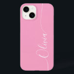 Coque Pour iPhone 14 Calligraphie élégante rose blanc Nom du script<br><div class="desc">Pink Elegant White Calligraphy Script Personnalisé Nom iPhone 14 Smart Phone Boîtes dispose d'un design moderne et tendance simple et élégant avec votre nom personnalisé dans élégante calligraphie manuscrite typographie de script sur un arrière - plan rose. Conçu par ©Evco Studio www.zazzle.com/store/evcostudio</div>