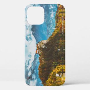 Case-Mate iPhone Case Château de Bled : Vue sur la falaise slovène.