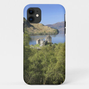 Coque iPhone 11 Château d'Eilean Donan, Écosse. Le célèbre Eilean