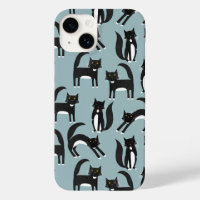 Chats noirs et blancs