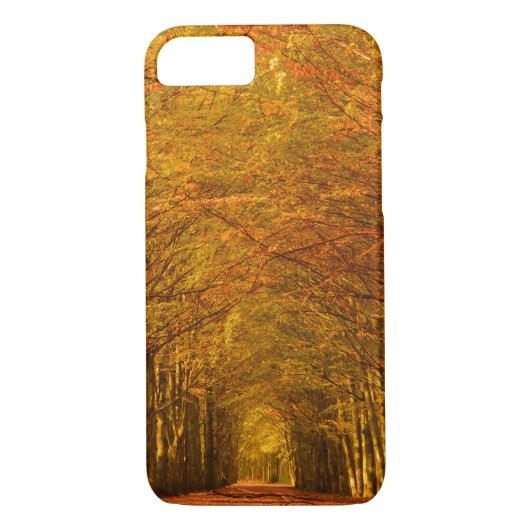 Coques Case-Mate iPhone Chemin de marche à travers la forêt dans l'iPhone (Dos)