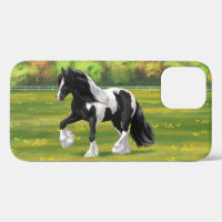Cheval d'attelage de la bandelette tzigane noire d