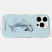 Coques Case-Mate iPhone Chic dauphin moderne et écriture sur fond bleu cla (Verso (horizontal))