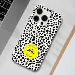 Coques iPhone 16 Pro Chien dalmate Abstrait Motif Monogramme jaune<br><div class="desc">Éclairez votre espace de vie avec l'oreiller à lancer Abstrait Motif de Chien Dalmatien Neon Jaune Monogramme Jaune. Avec un design dalmate abstrait et audacieux, en noir et blanc, complété par un pop de rose chaud, ce coussin ajoute une touche ludique mais chic à votre décor. Personnalisez-le avec un monogramme...</div>