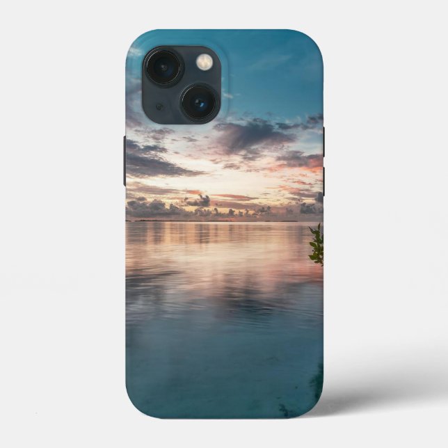 Coques Case-Mate iPhone ciel bleu avec nuages rouges et noirs réfléchis su (Verso)