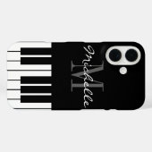 Coques Case-Mate iPhone Clés de piano noir et blanc monogramme iPhone 12 c (Verso (horizontal))
