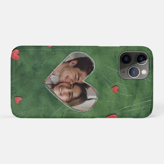 Coques Case-Mate iPhone Coeurs rouges sur l'herbe verte (Dos (Horizontal))